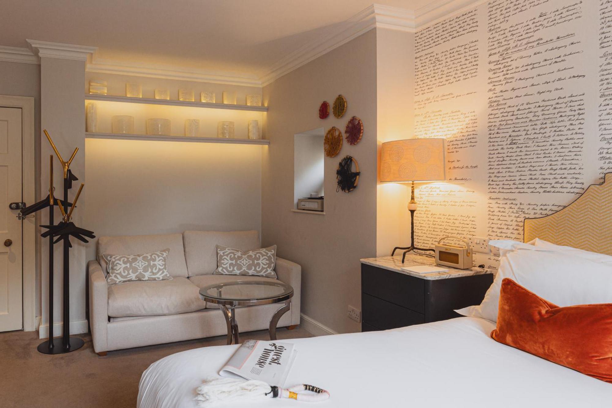 No 15 By Guesthouse, Bath Extérieur photo A room at the hotel